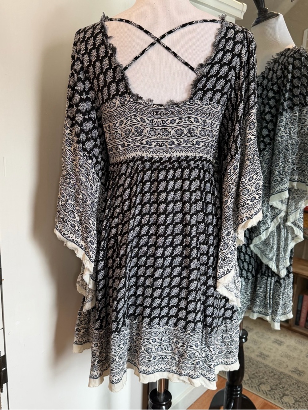 Free People Boho Black and White Printed Women’s Dress - Picture 5 of 7